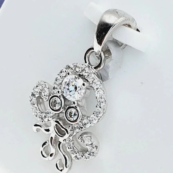 925 Sterling Silver Cubic Zircon Pendant for Women/Girls, US925P1146 - Picture 1 of 10